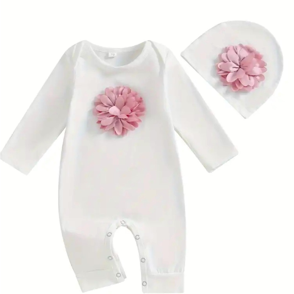Precious soft one piece with hat